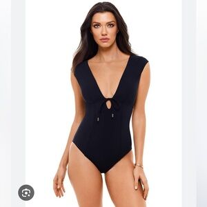 Amoressa by Miraclesuit NWT Black One Piece Shapewear Bathing Suit Size 14